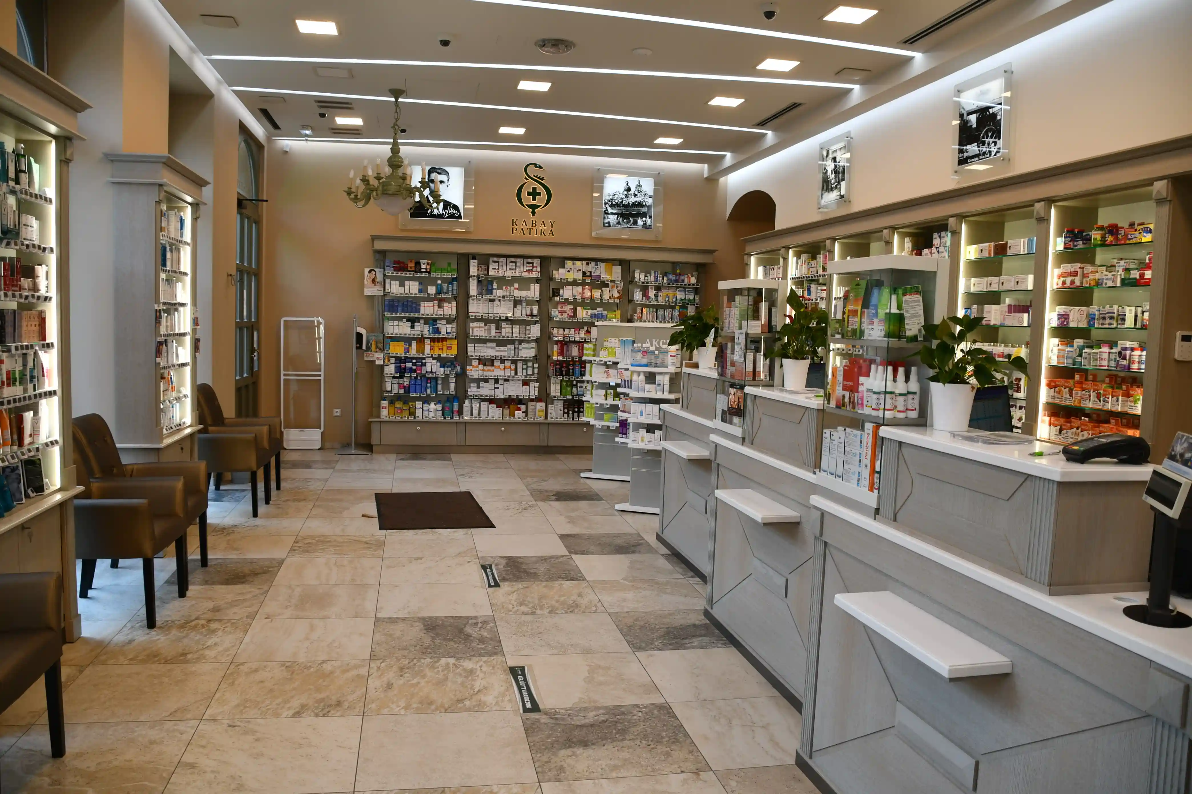 Kabay Patika vágókép 1